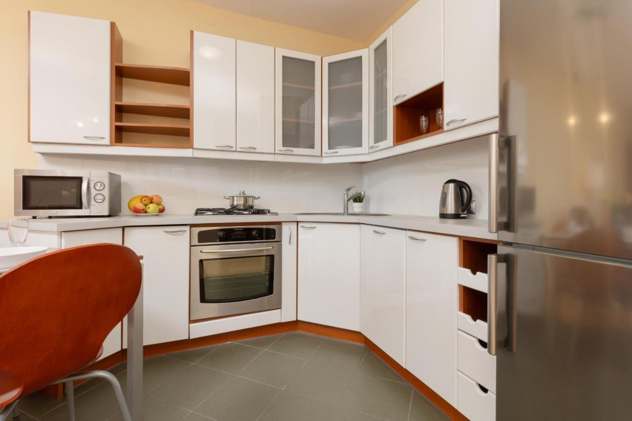Spacious & Quiet 1 Bedroom Apartment In Pruszkow By Noclegi Renters Exterior photo
